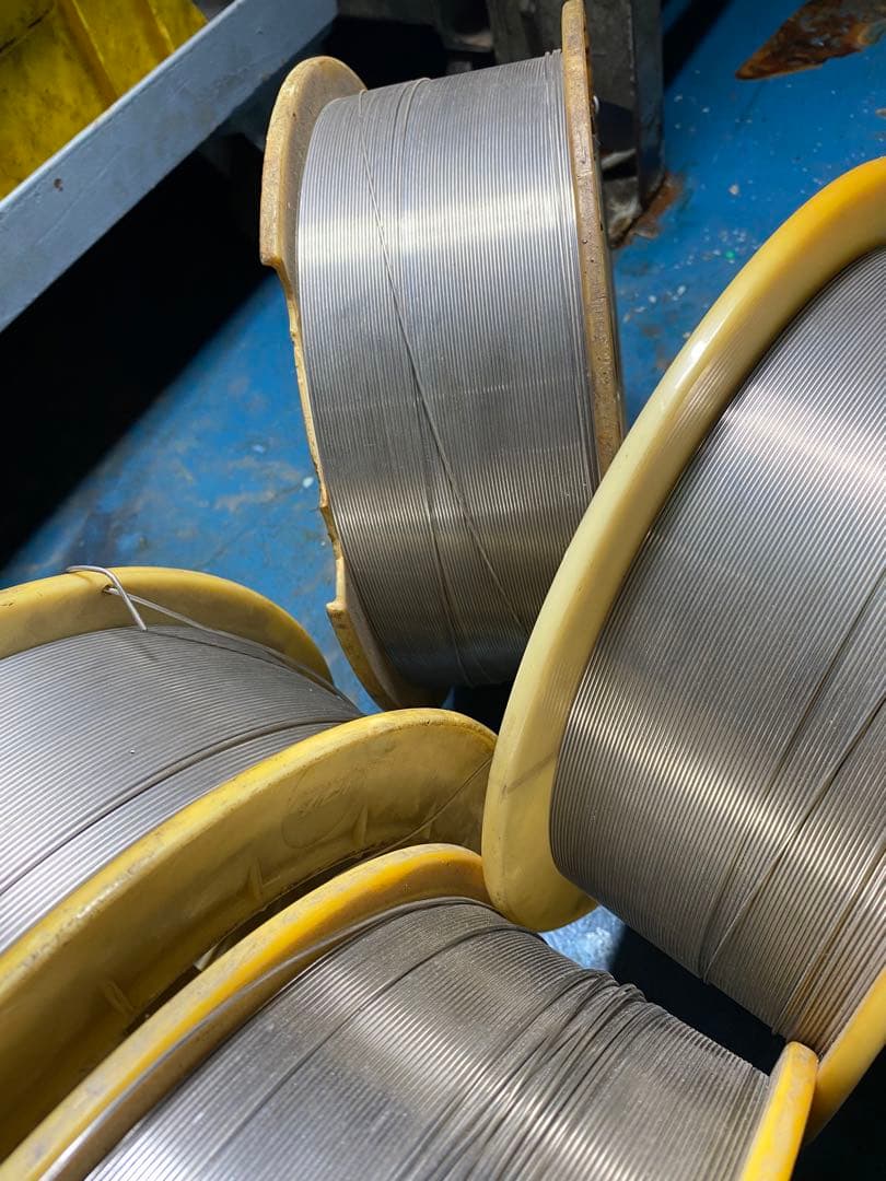 半自動　溶接　ワイヤー　4セット