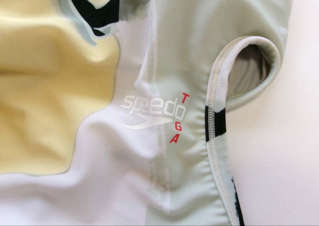 新品/ トーガ スピード　TOGA Speedo スイムウェア/水着上下set