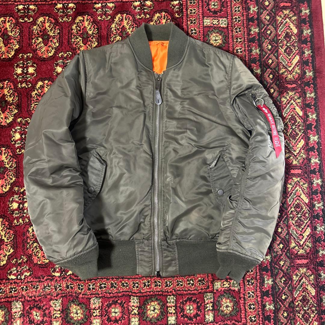 ALPHA アルファ インダストリーズMA-1 フライトジャケット　オリーブ