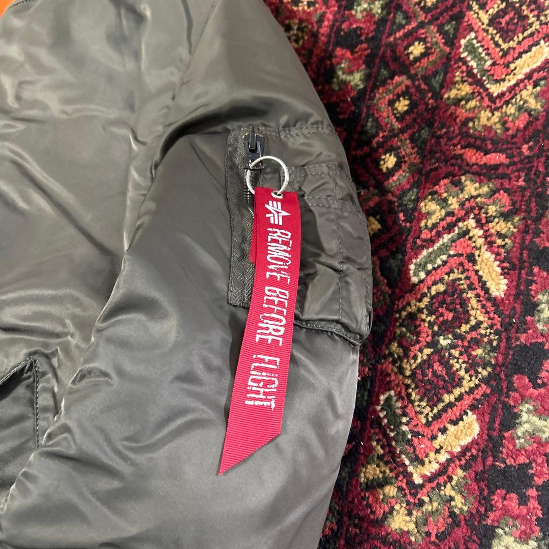 ALPHA アルファ インダストリーズMA-1 フライトジャケット　オリーブ