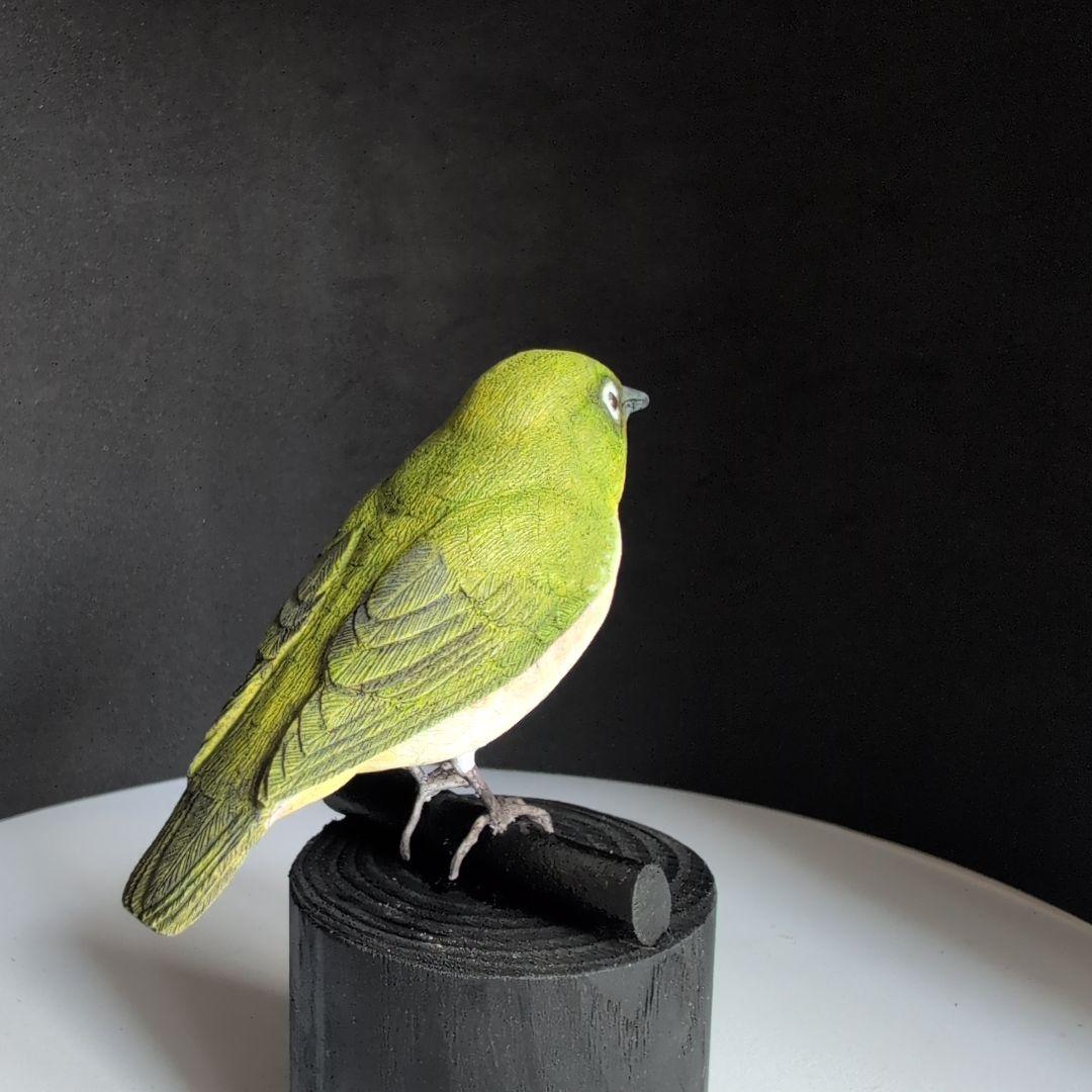 メジロ　バードカービング　野鳥彫刻　　　　　　　 　　　　木彫りの野鳥