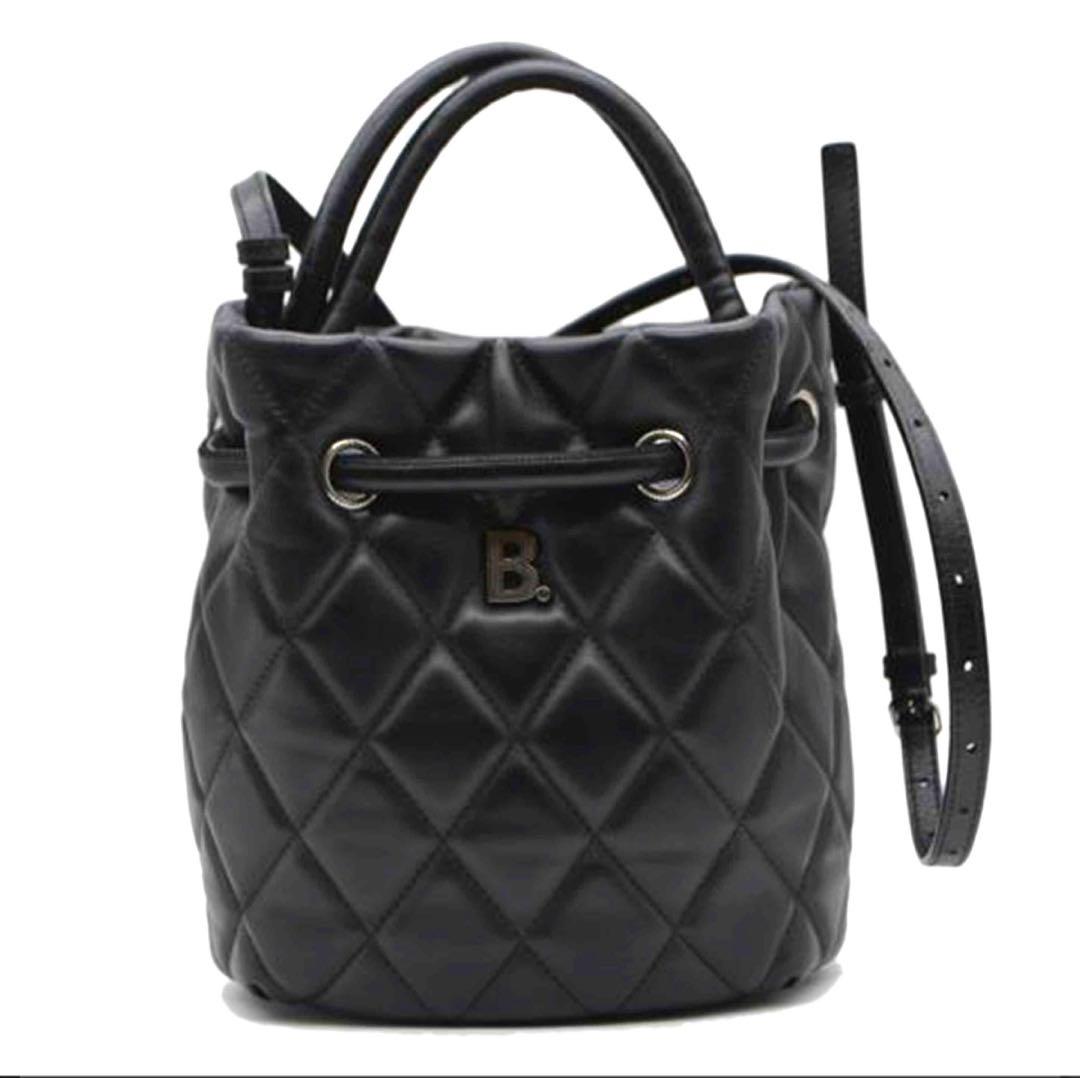 こ*く様 【美品】バレンシアガ Bバケット キルティング 2way レザーハンド