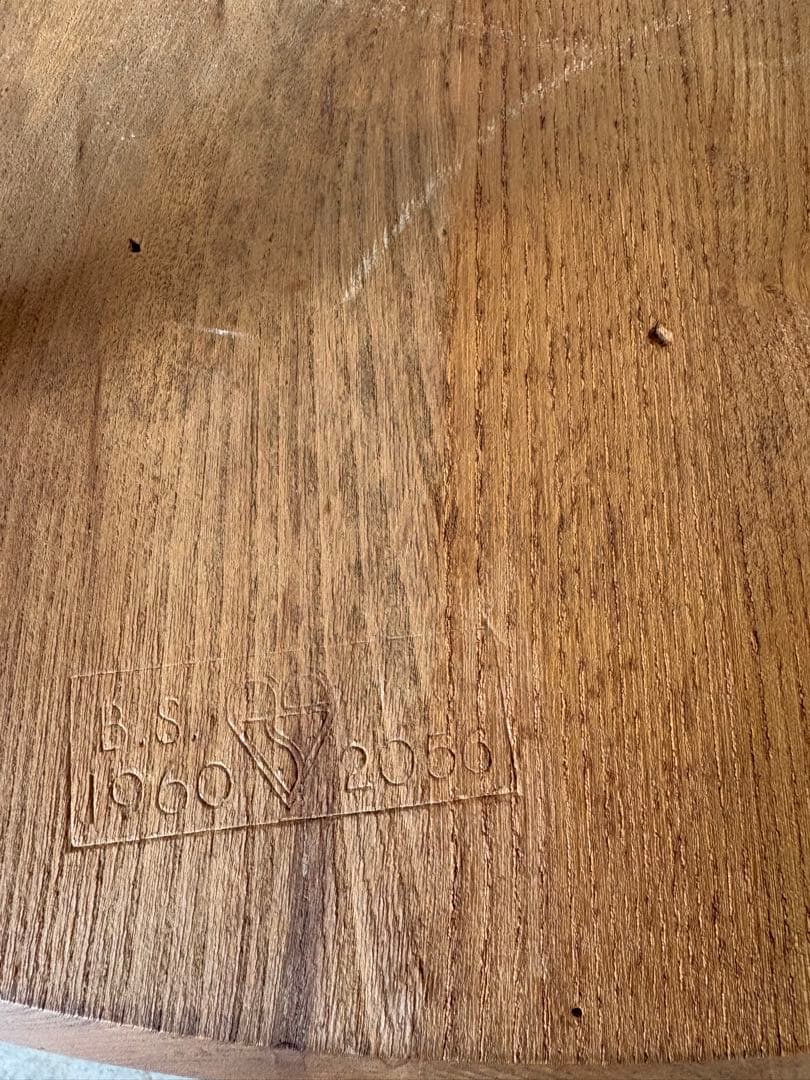 アーコールチェア　フープバック