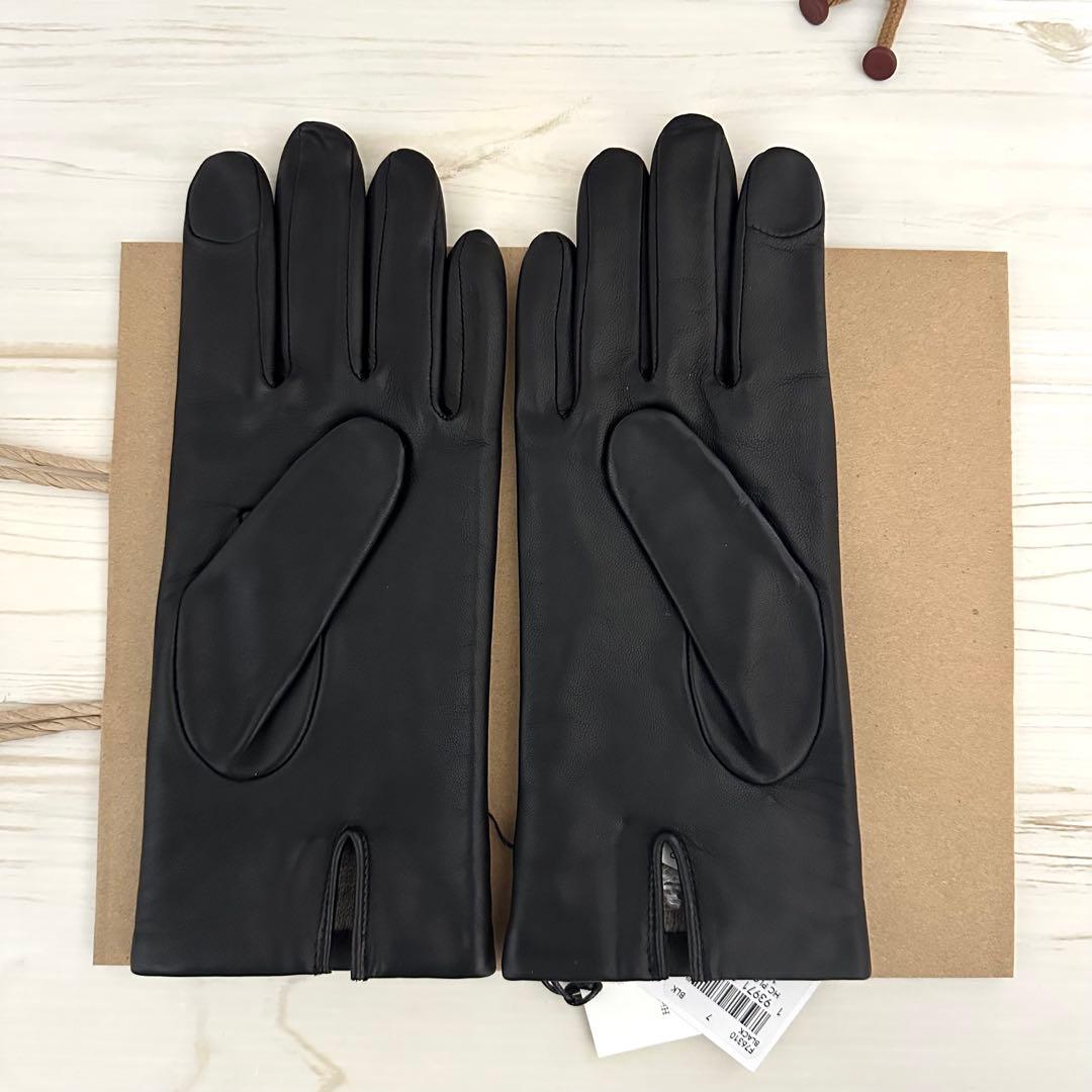 ★【新品タグ付】上質レザー COACH コーチ レザー手袋 スマホ対応 ブラック