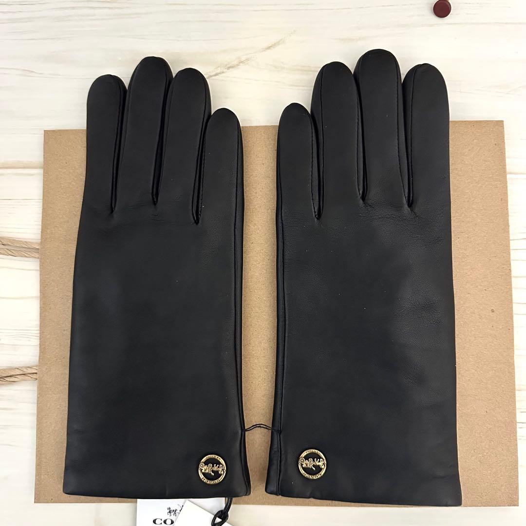 ★【新品タグ付】上質レザー COACH コーチ レザー手袋 スマホ対応 ブラック