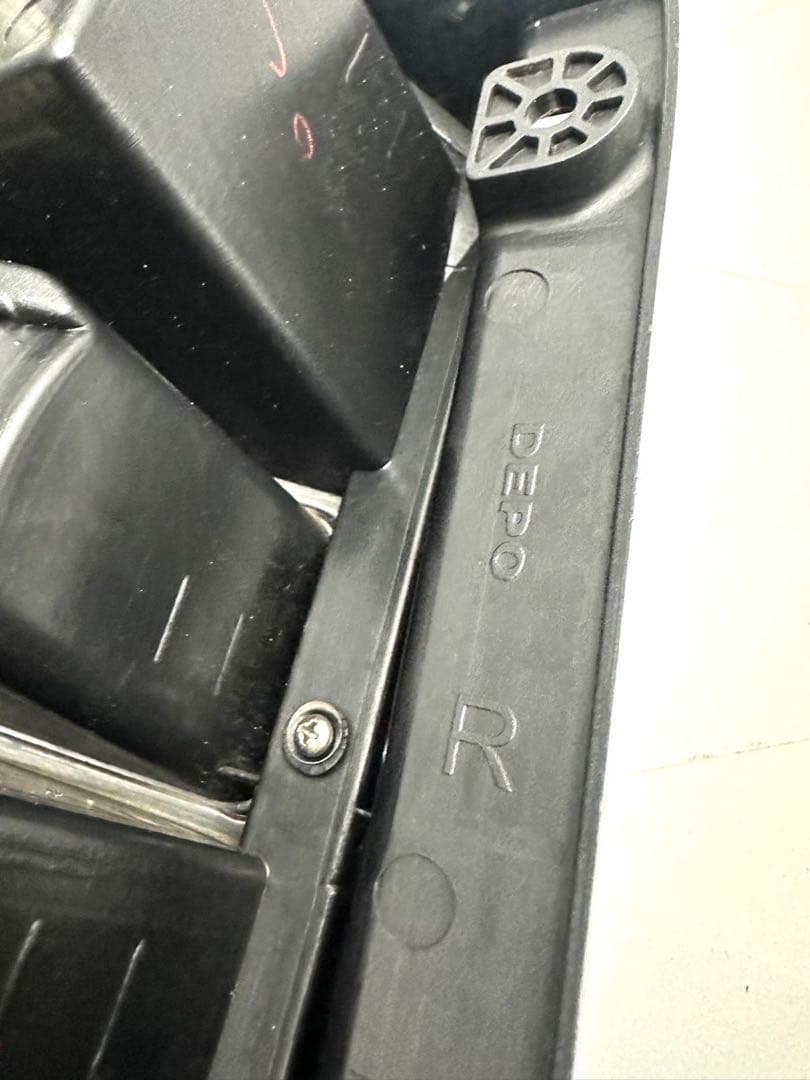 ステップワゴンス パーダ DEPO テールランプ テールライト LED スモーク