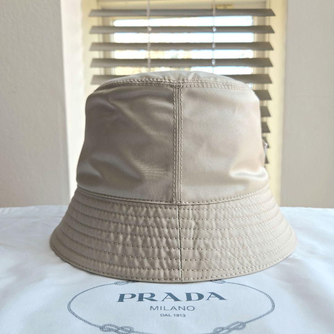⭐PRADA⭐　美品　プラダ　 バケットハット RE-NYLON 　ベージュ