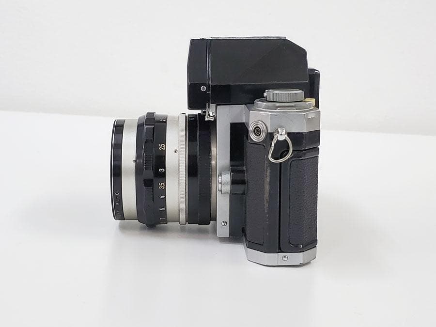 Nikon Fボディ NIKKOR-S F2レンズ、フォトミックファインダー付き
