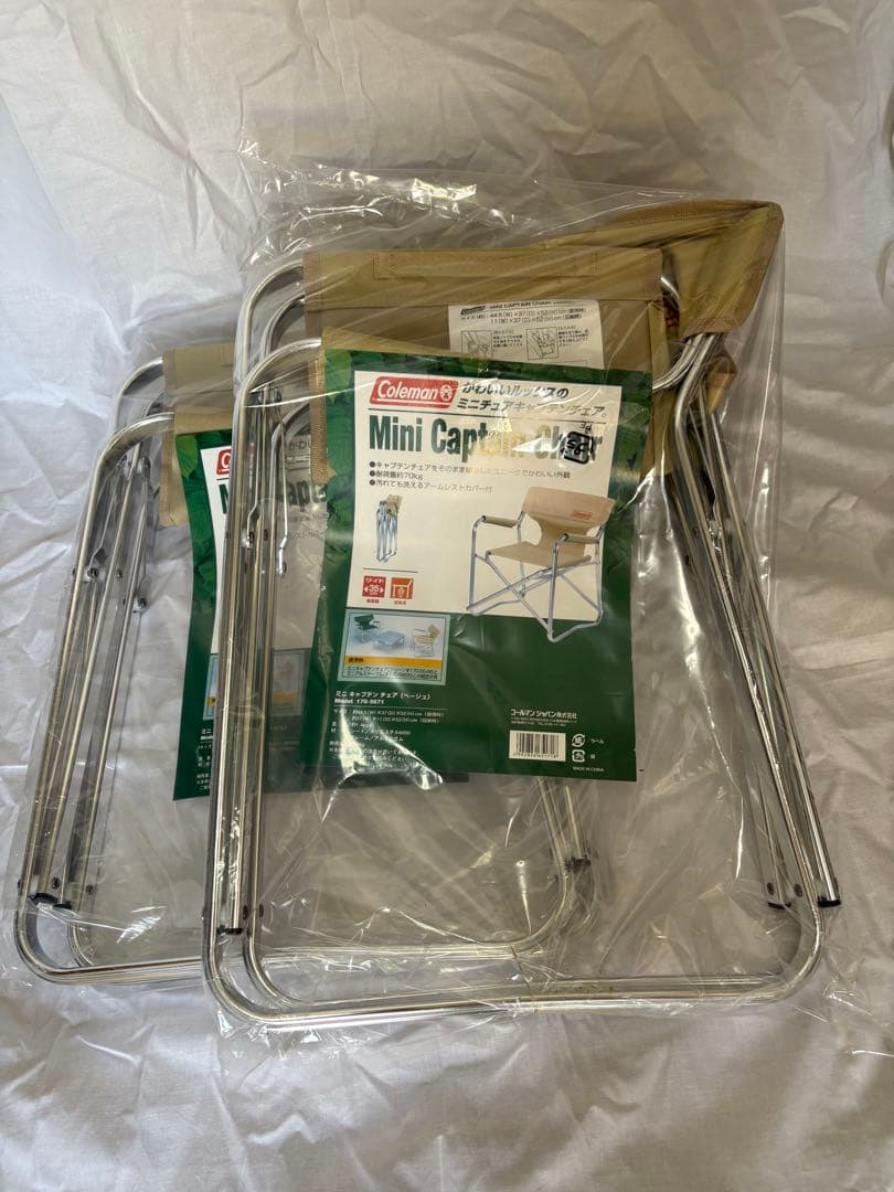 未使用 希少な廃盤品！コールマン製チェア(ベージュ)、テーブル、トートバッグ