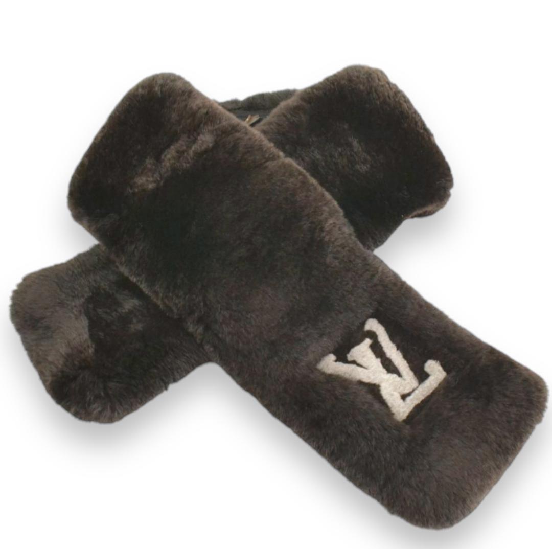 ✨未使用品（タグ付） ルイヴィトン エシャルプマフラー ラパンファー アナウサギ