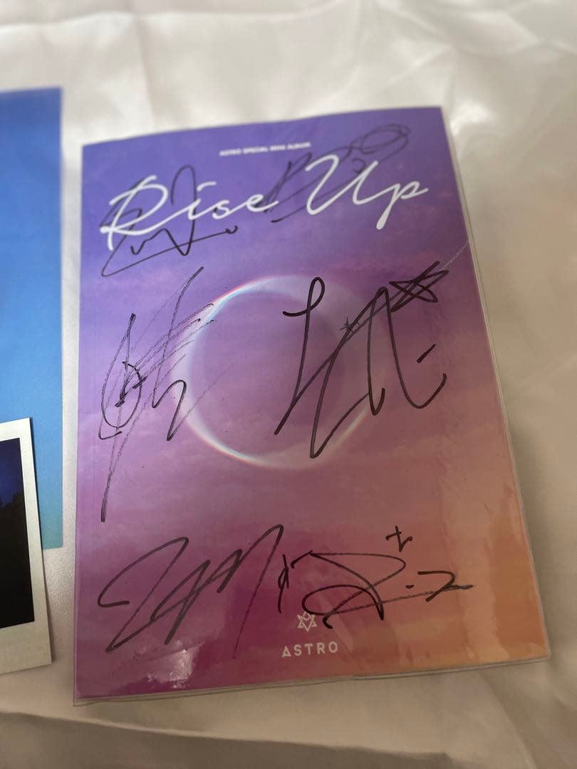 ASTRO Rise Up サイン入りアルバム