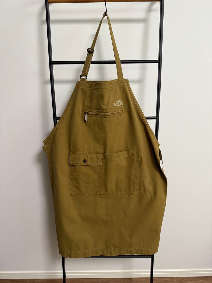 THE NORTH FACE エプロン　ベージュ　カーキ