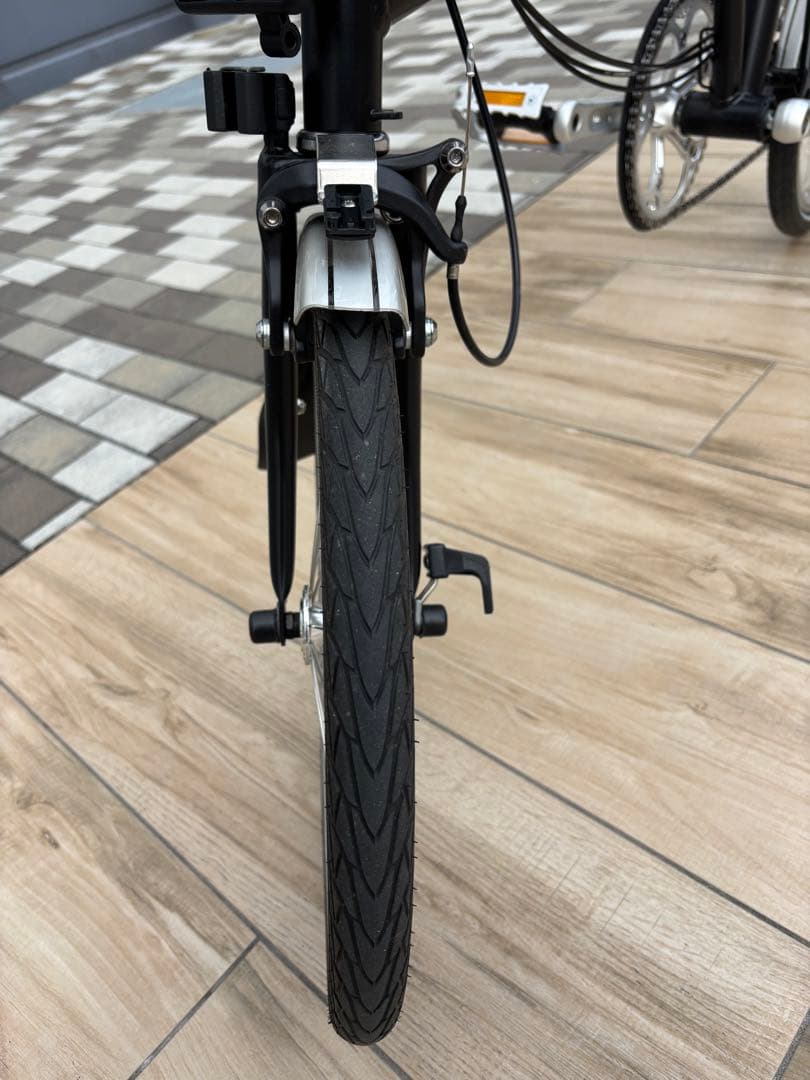 BROMPTON Cライン6速 折りたたみ自転車 ブラック 16インチ