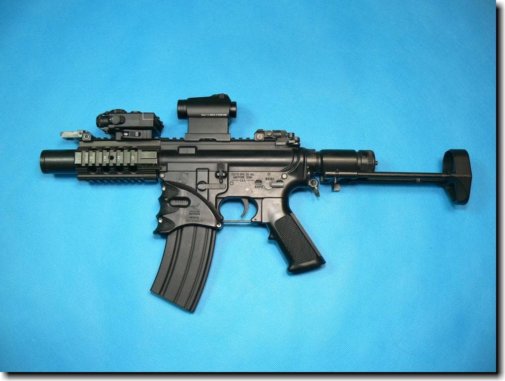 時間セール◆東京マルイ　次世代電動ガン　M4A1カスタム品　HK416Cより短い