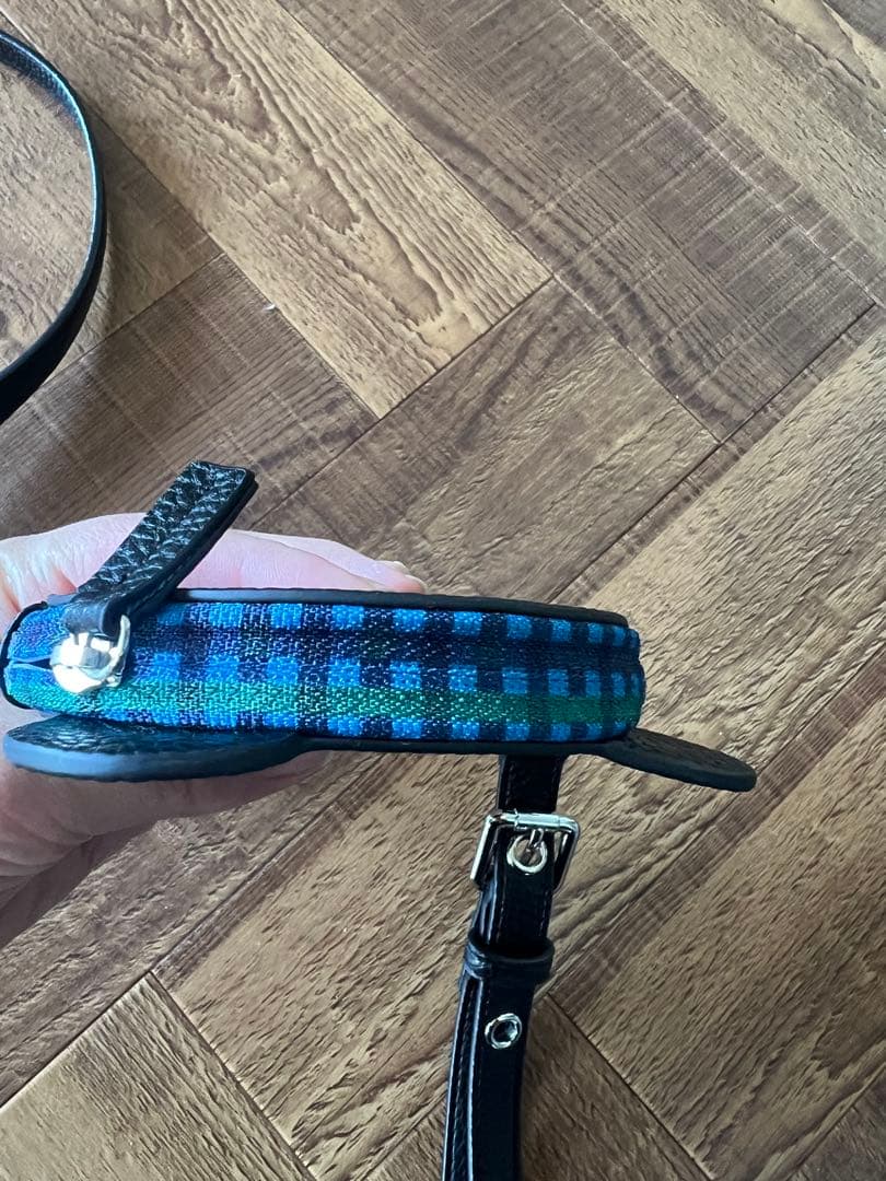 familiar ajew カラビナ ショルダーストラップ