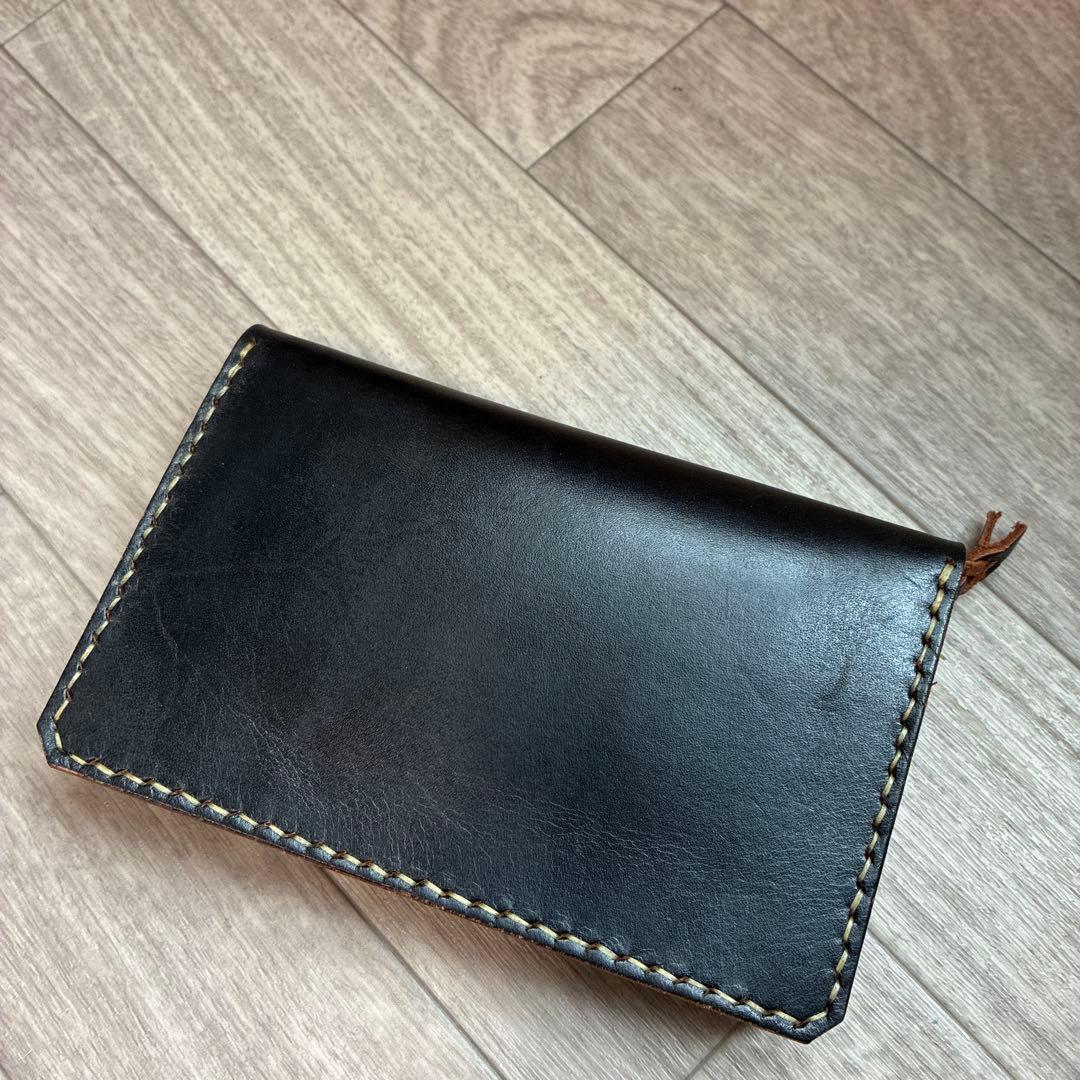 【週末セール】茶芯ブラック　トラッカーウォレットミドル　真鍮　お札を折らずに収納
