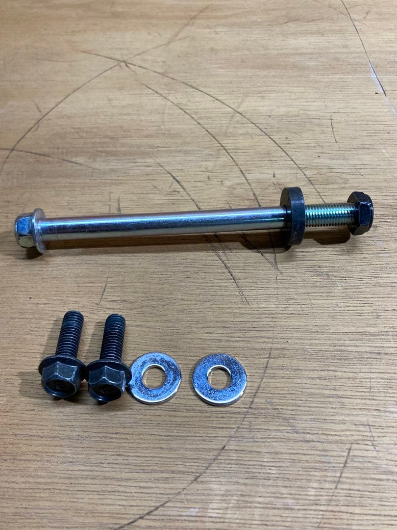 SR400 パフォーマンスダンパー　取付ボルトセット　ワイズギア