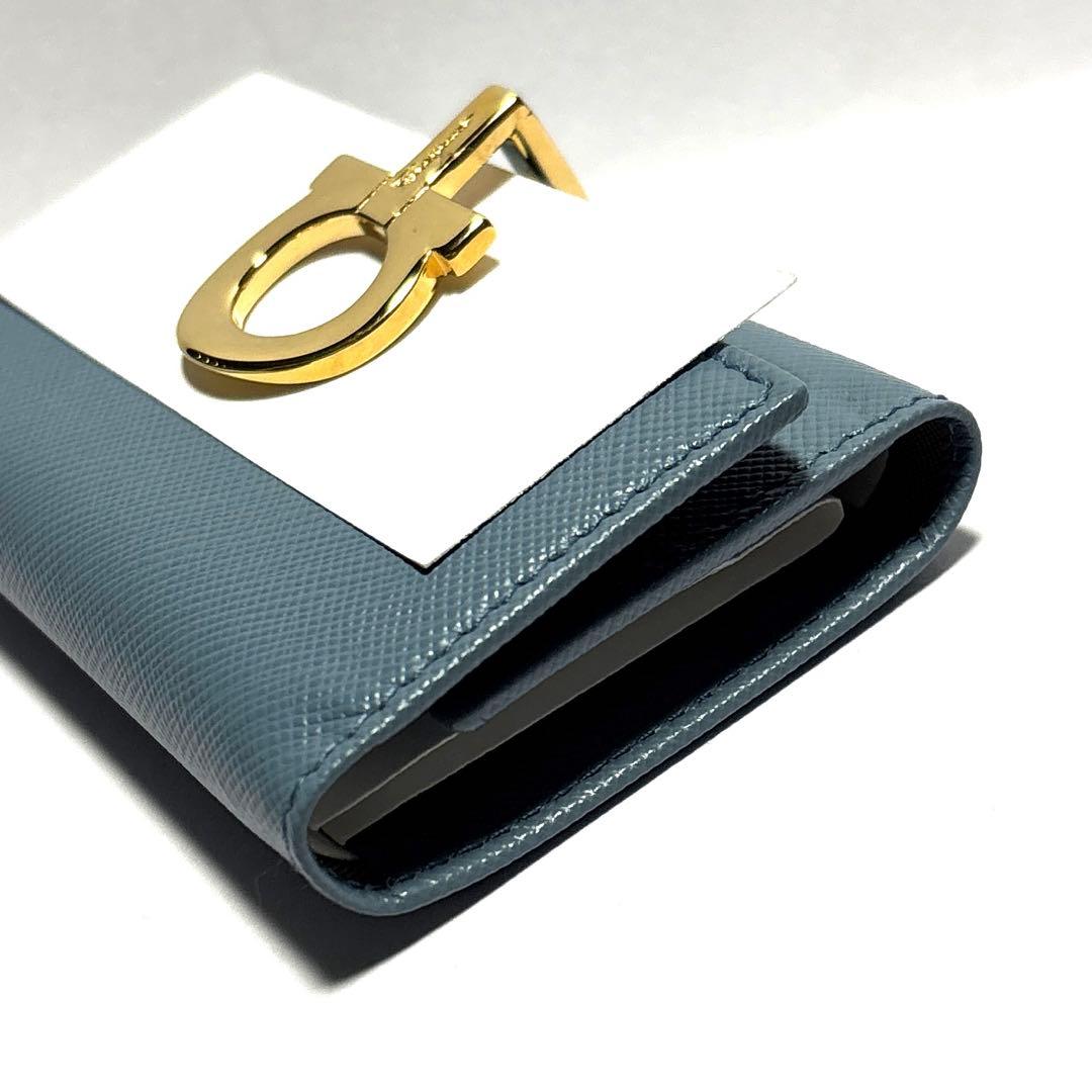 Salvatore Ferragamo フェラガモ キーケース 水色 ガンチーニ