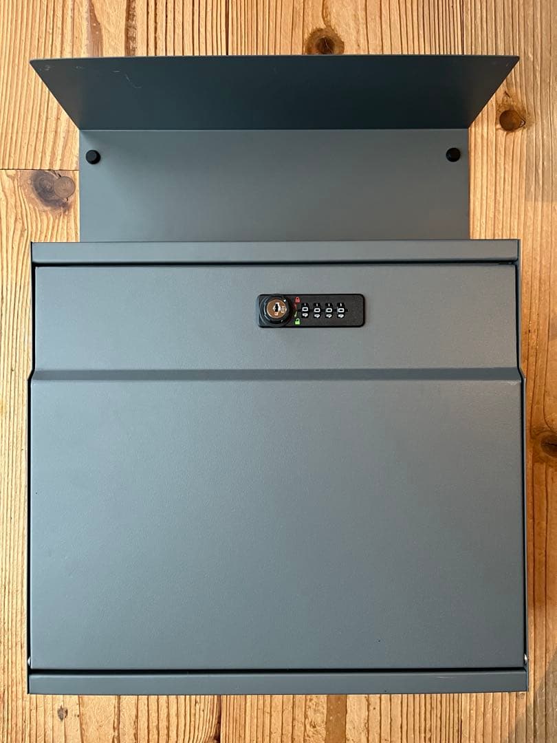 最終値下げ‼︎ 新品、未使用品‼︎ axcis 郵便ポスト　郵便受け　A4対応