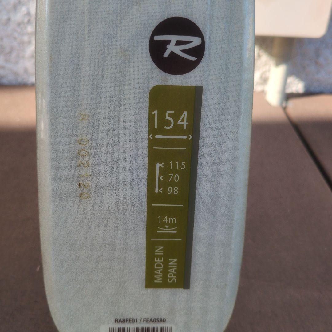 ま*り様 Rossignol Harmony スキー 板 クリーム色