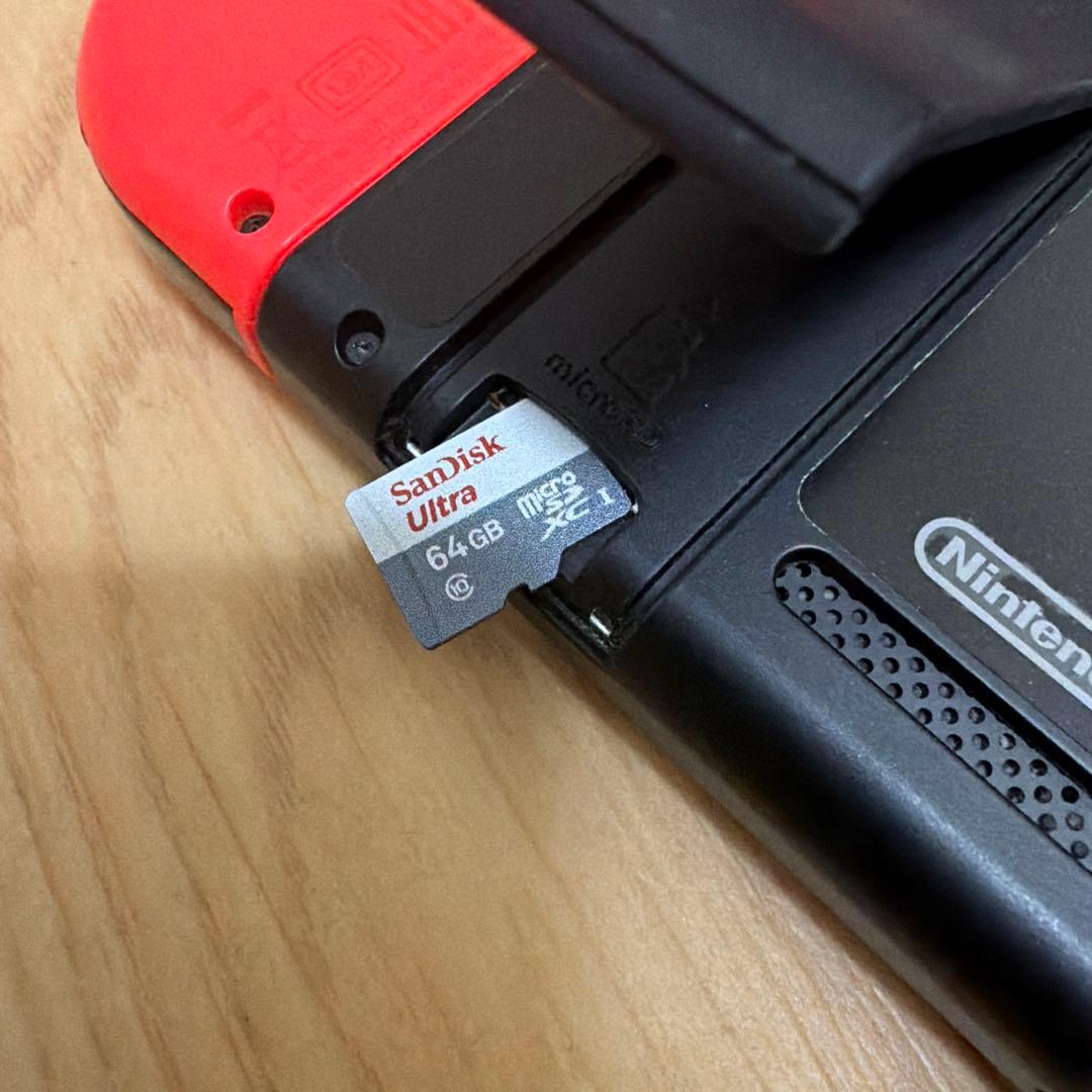 【64GマイクロSDカード付】Nintendo Switch 青/赤（ドック無)