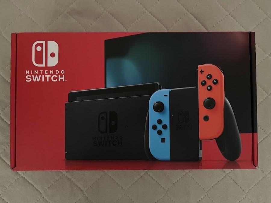 【美品】 Nintendo Switch 本体 新モデル (バッテリー強化版)