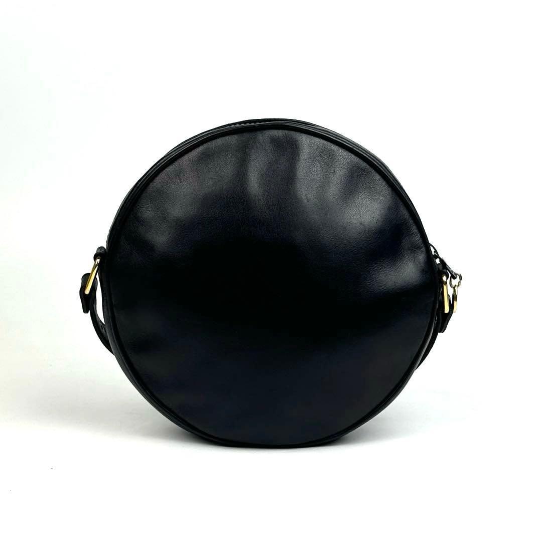【美品】セリーヌ　ショルダーバッグ　トリオンフ　ゴールド金具　丸型　レザー　黒色