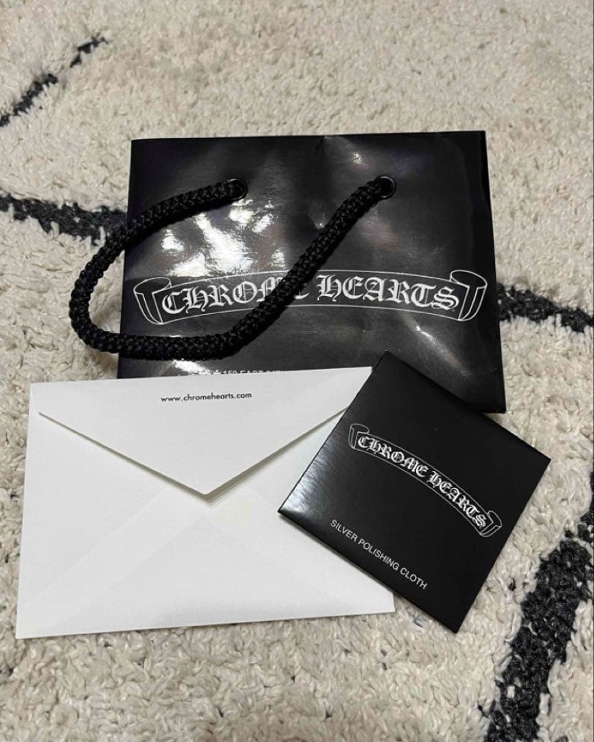 純正両面ダイヤ　タイニーE CHプラス ドロップ ダイヤピアス