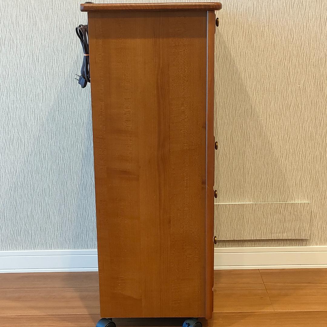 曙工芸　キャビネット　パイン材　キャスター　コンセント付き