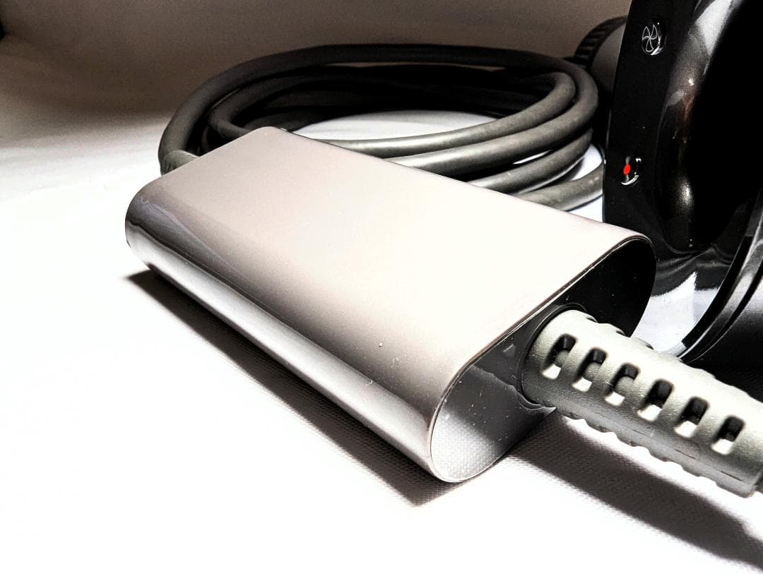 【整備済品】タフなダイソンドライヤーHD12 PRO　A1836