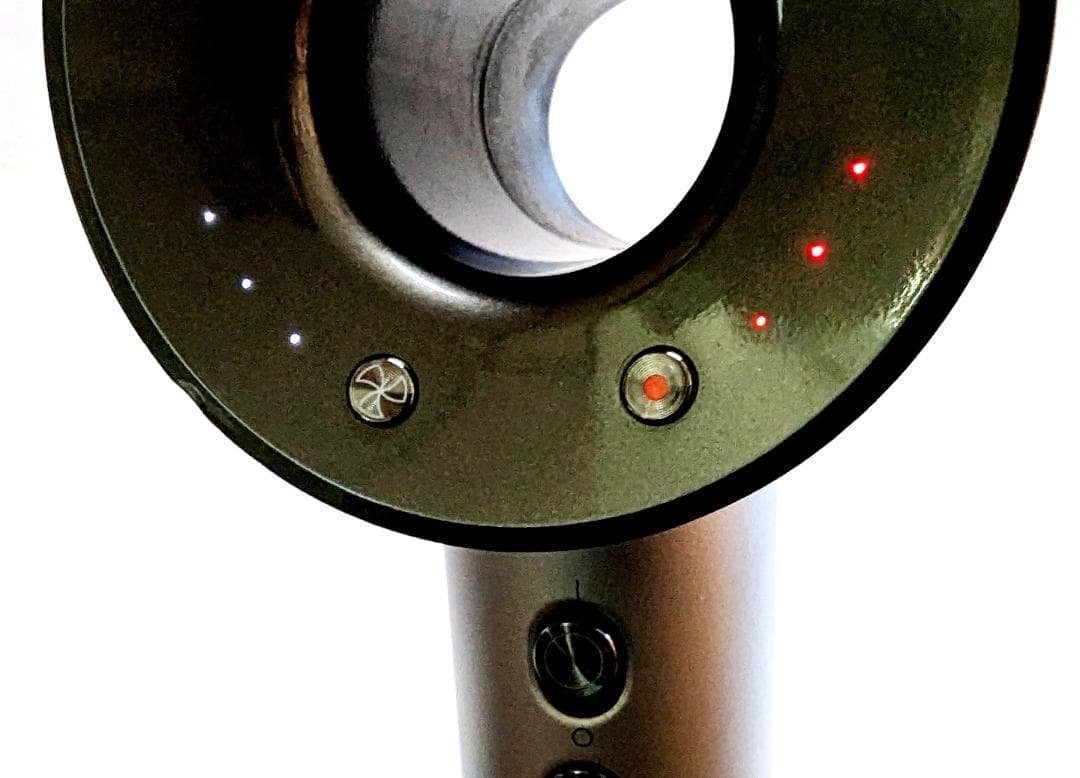 【整備済品】タフなダイソンドライヤーHD12 PRO　A1836