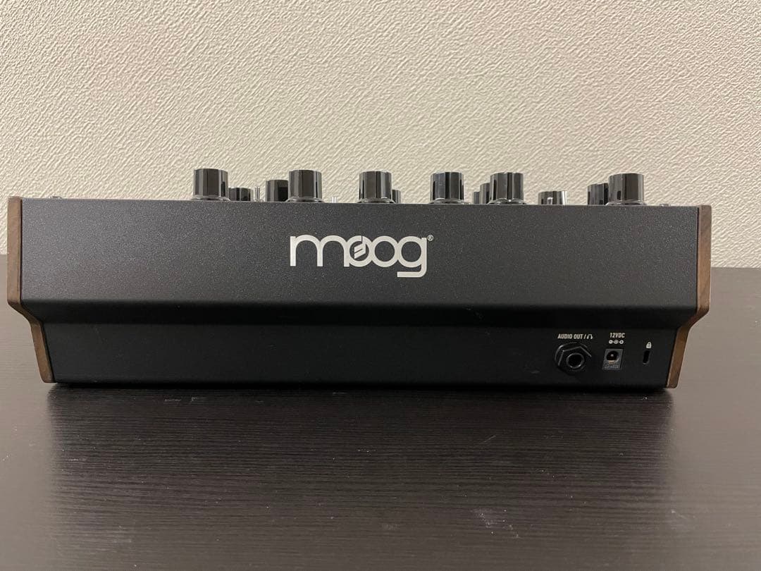 鍵盤楽器 moog MOTHER-32