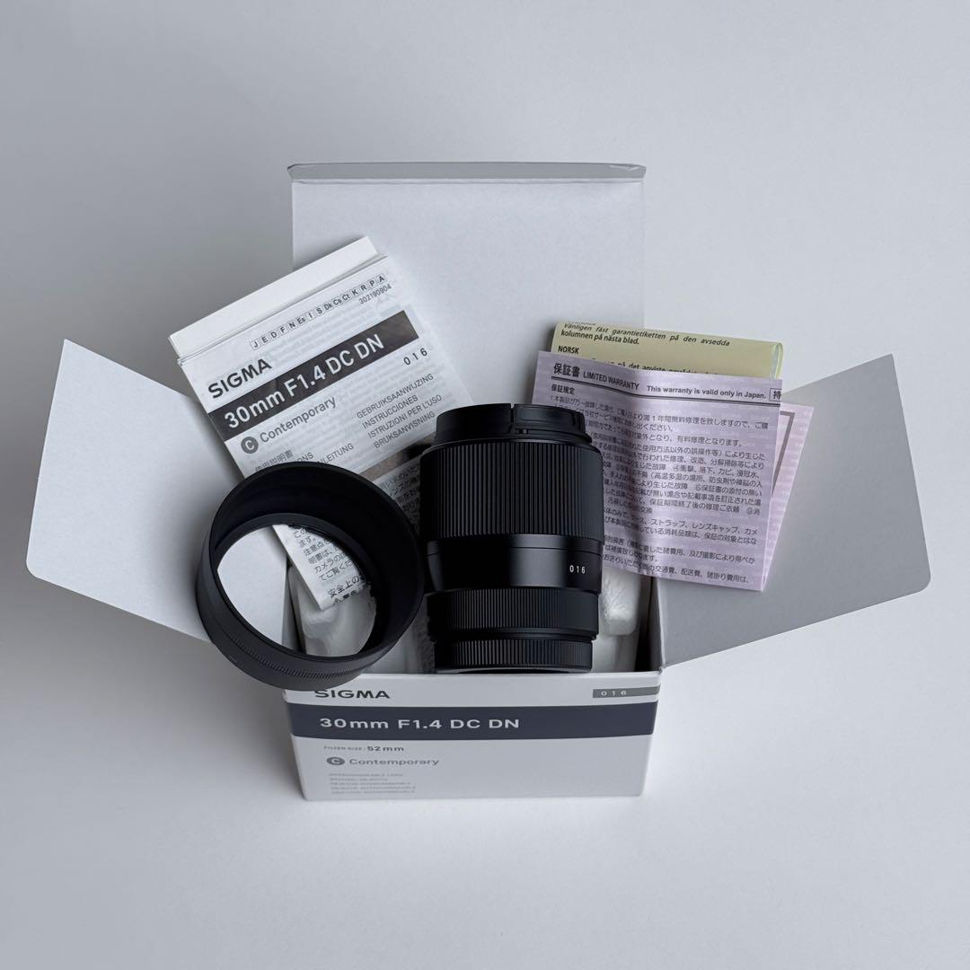 シグマ 30mm F1.4 DC DN Xマウント