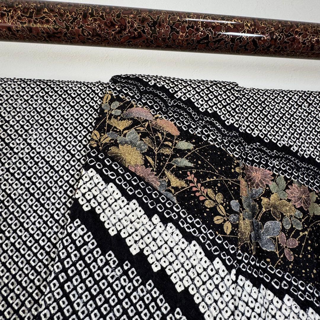 超美品　正絹　袷　訪問着　着物　168裄65 黒　総絞り　刺繍　トール　花柄