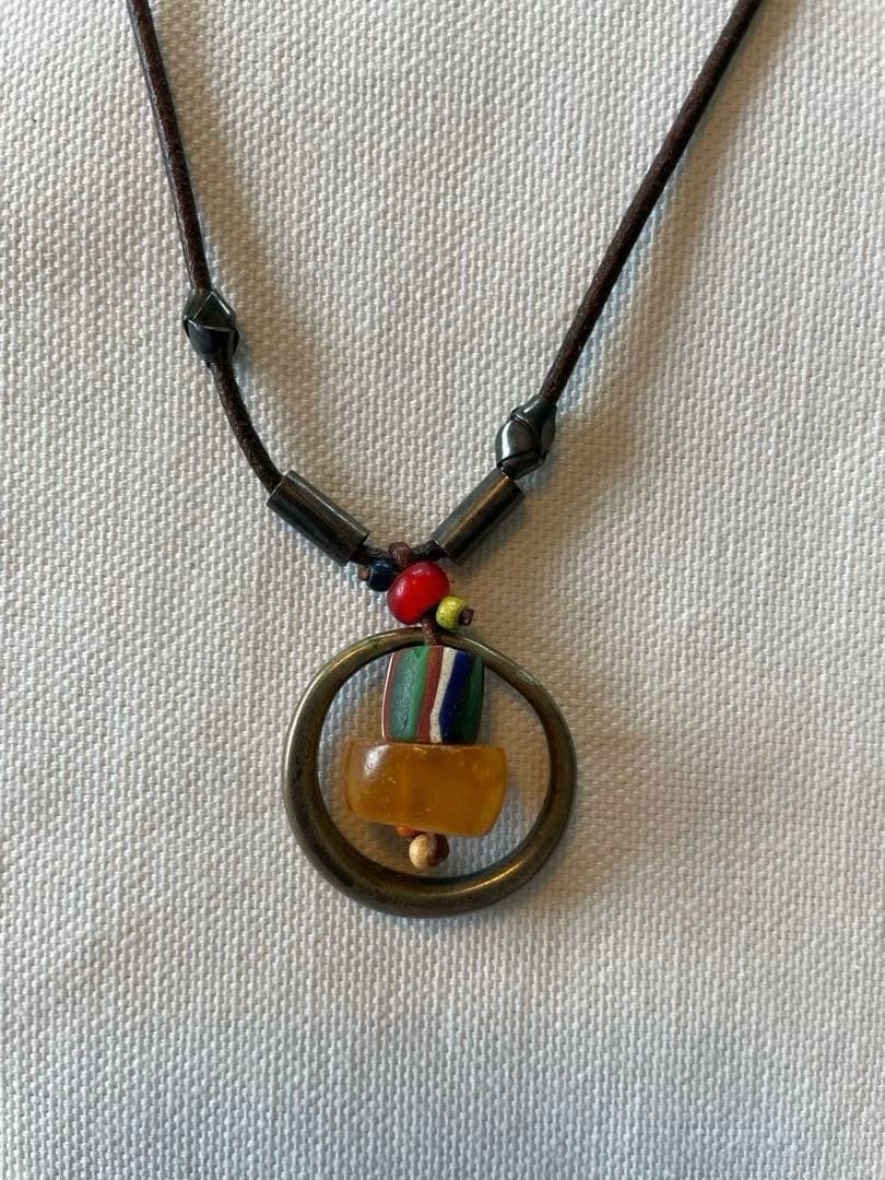 HENRY CUIR アンリークイール　レザー琥珀なネックレス　2本セット