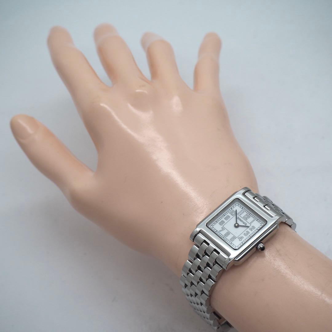 623 稼働　ティファニー　時計　クラシック　ホワイト　スクエア　レディース