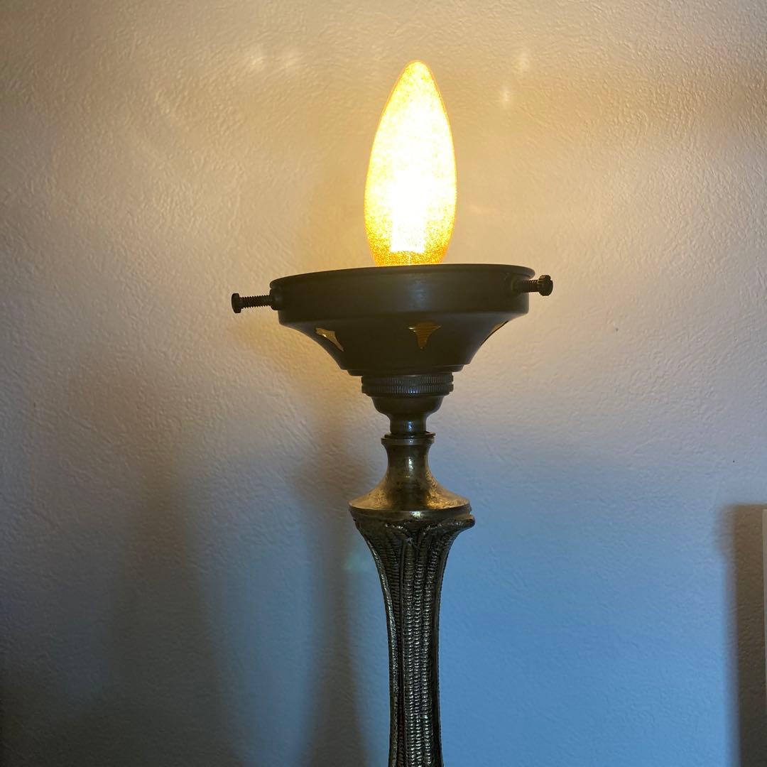 西洋イギリス　アンティーク　卓上ランプ 真鍮製　造作ランプ　豪華