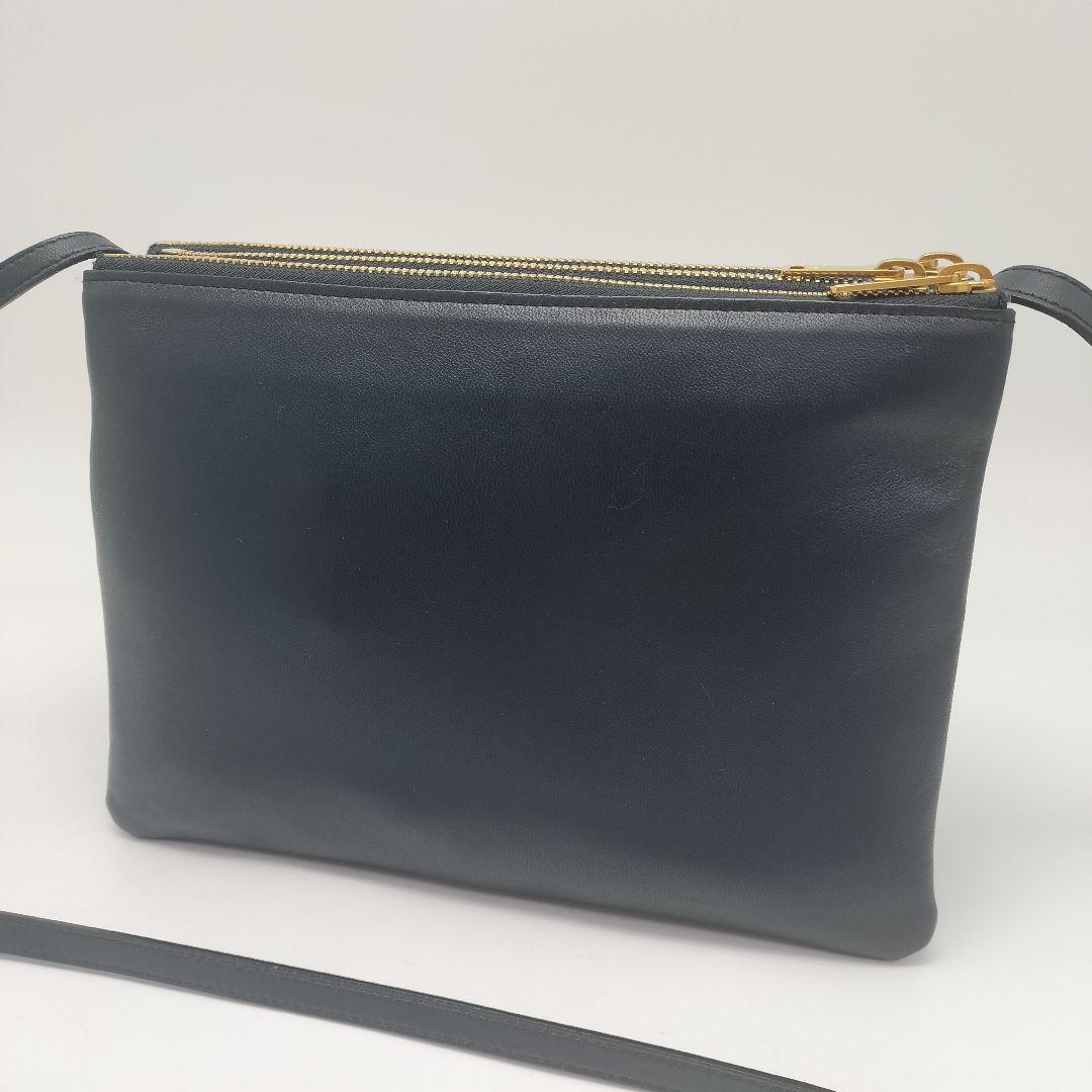 極美品✨セリーヌ　ショルダーバッグ　ネイビー　新ロゴ