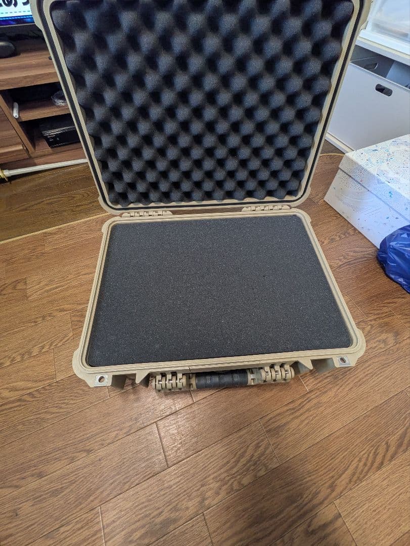 PELICAN 1520 プラスチックケース ベージュ