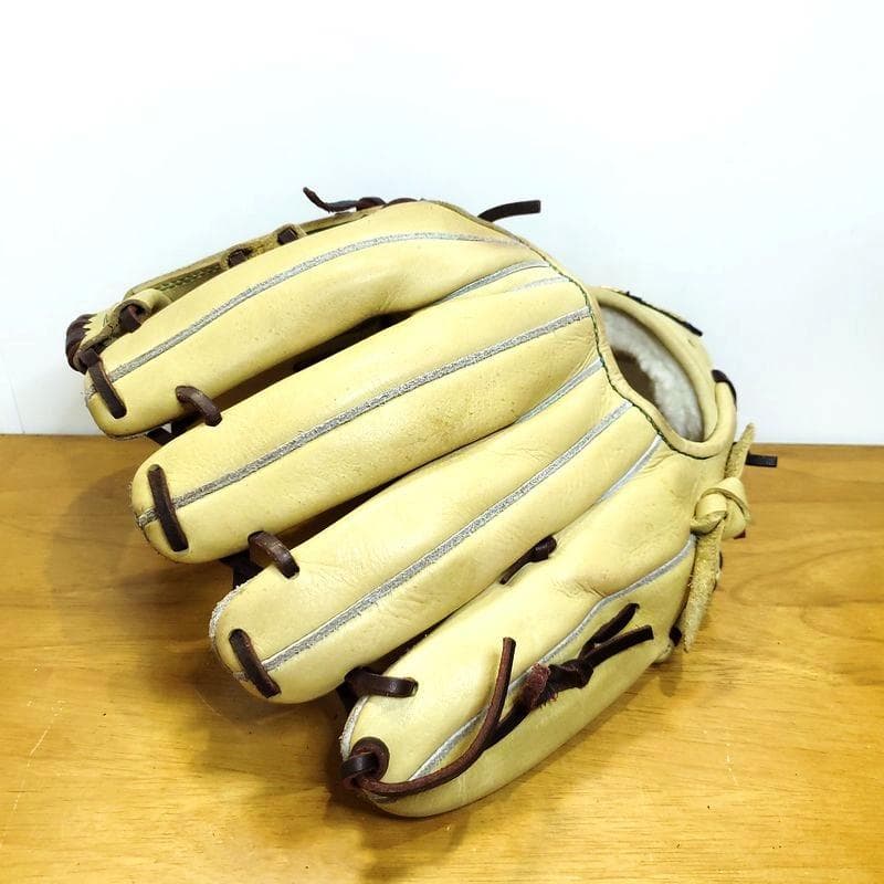アトムズ 日本製 ジュテルレザー 和牛 限定品 ATOMS 内野用 硬式グローブ