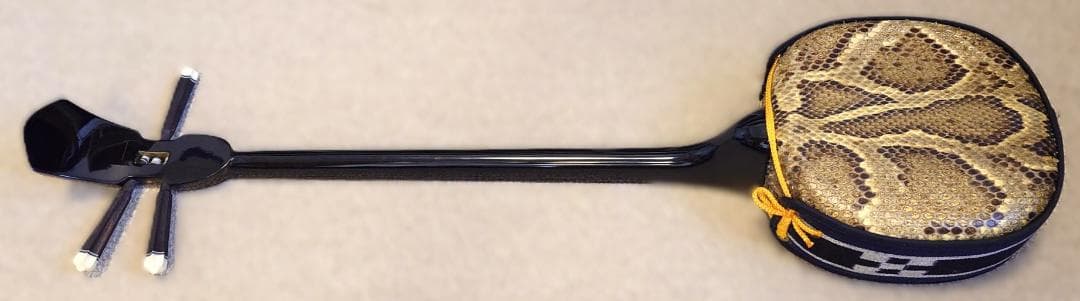 沖縄三線セット ヘビ革 本革 各種付属品つき