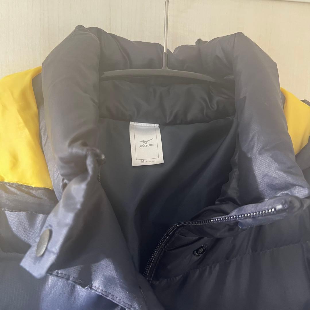 美品　ミズノ　ダウンベンチコート M ネイビー/イエロー