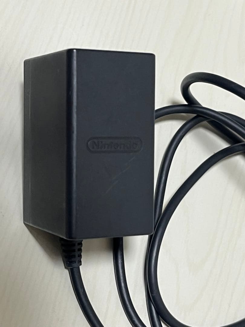 Nintendo Switch Lite ピンク 本体と充電器