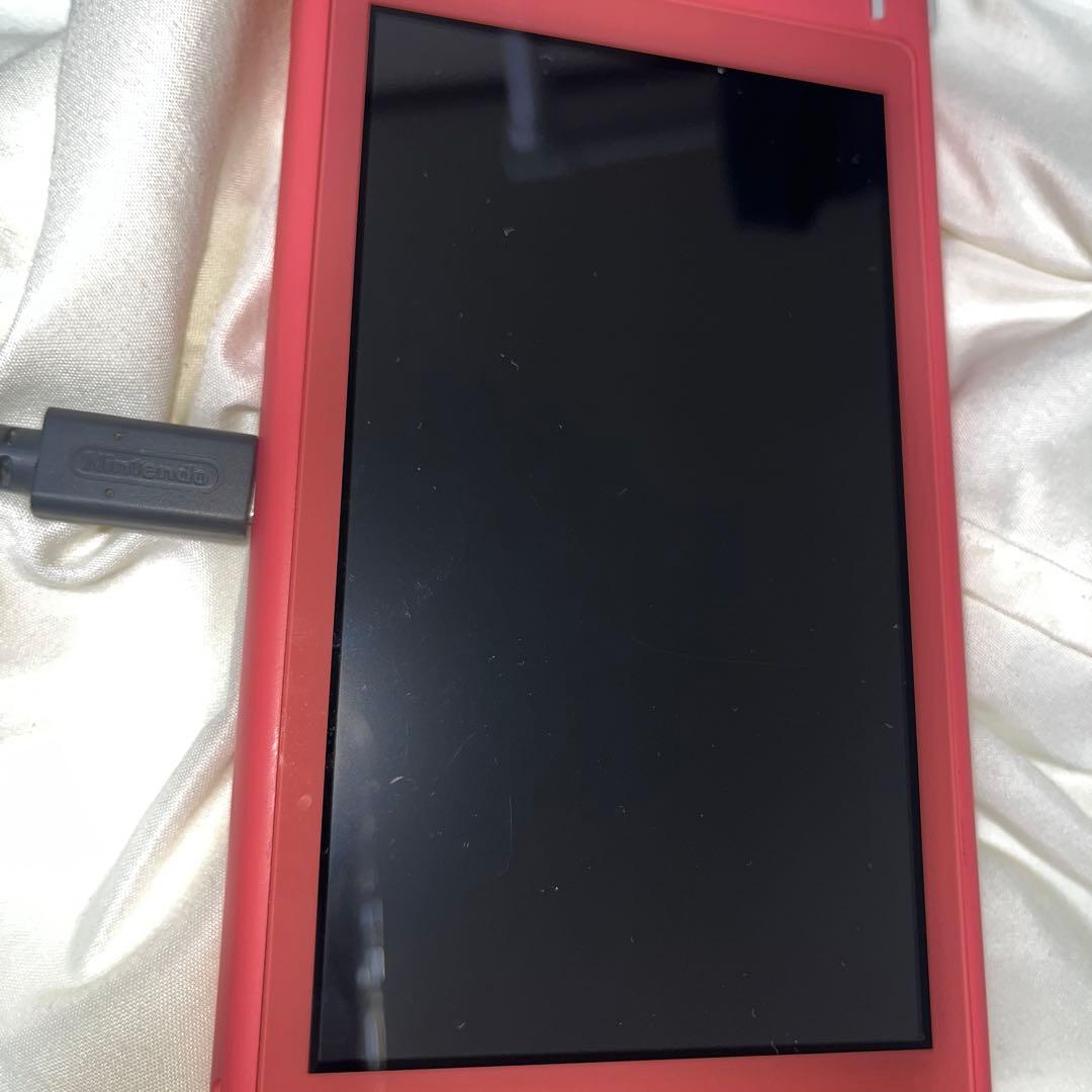 Nintendo Switch Lite ピンク 本体と充電器