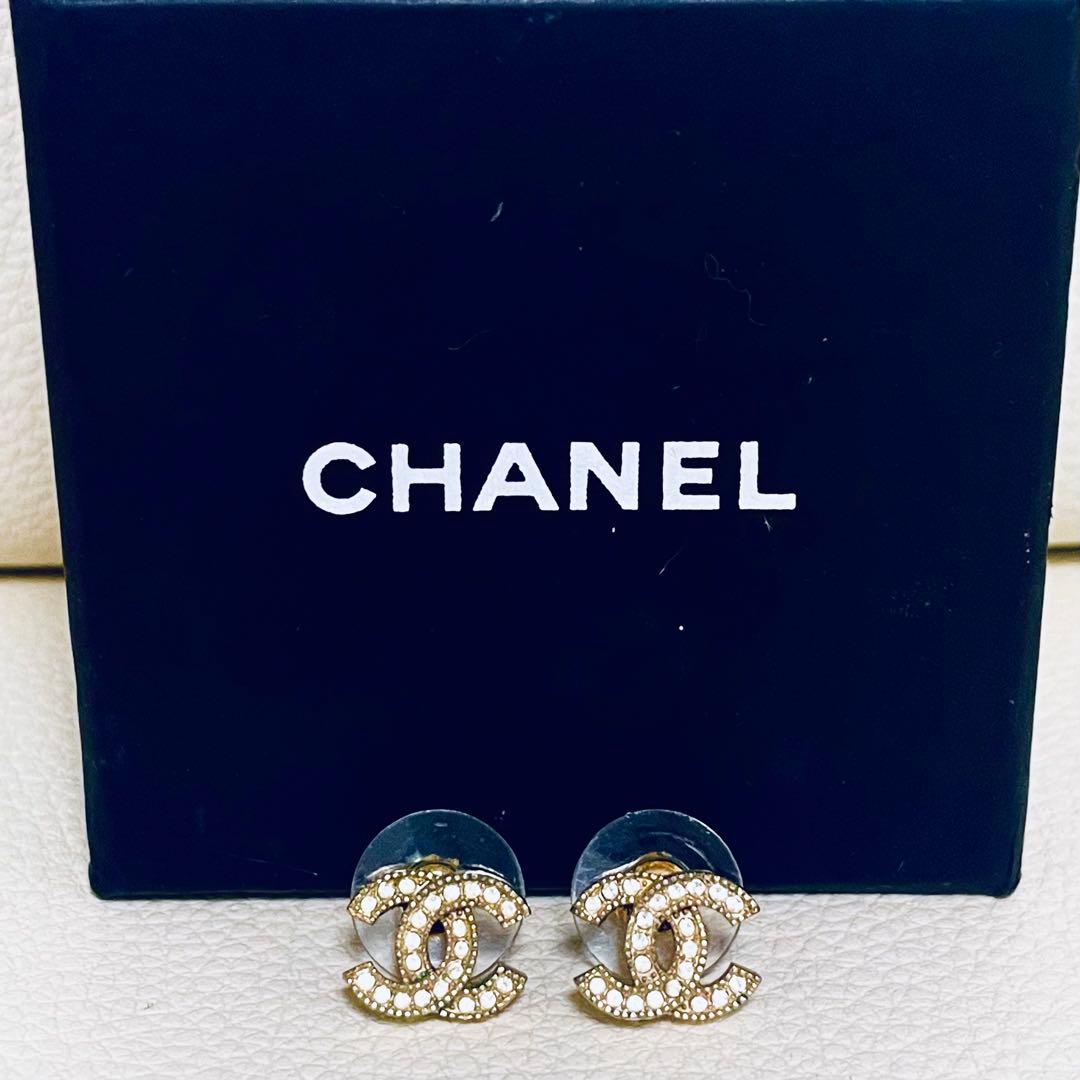 【刻印あり】 CHANEL ココマーク ロゴクリスタル スタッドピアス ゴールド