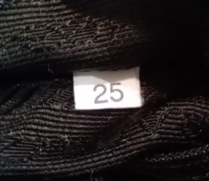 PRADA ショルダーバッグ 三角ロゴプレート ナイロン レザー 黒