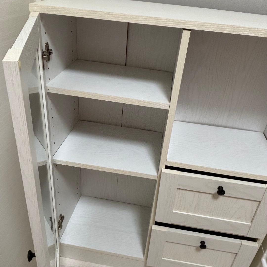 シフォン＊ニトリリズバレーホワイト木製キャビネット ガラス扉付き棚チェスト