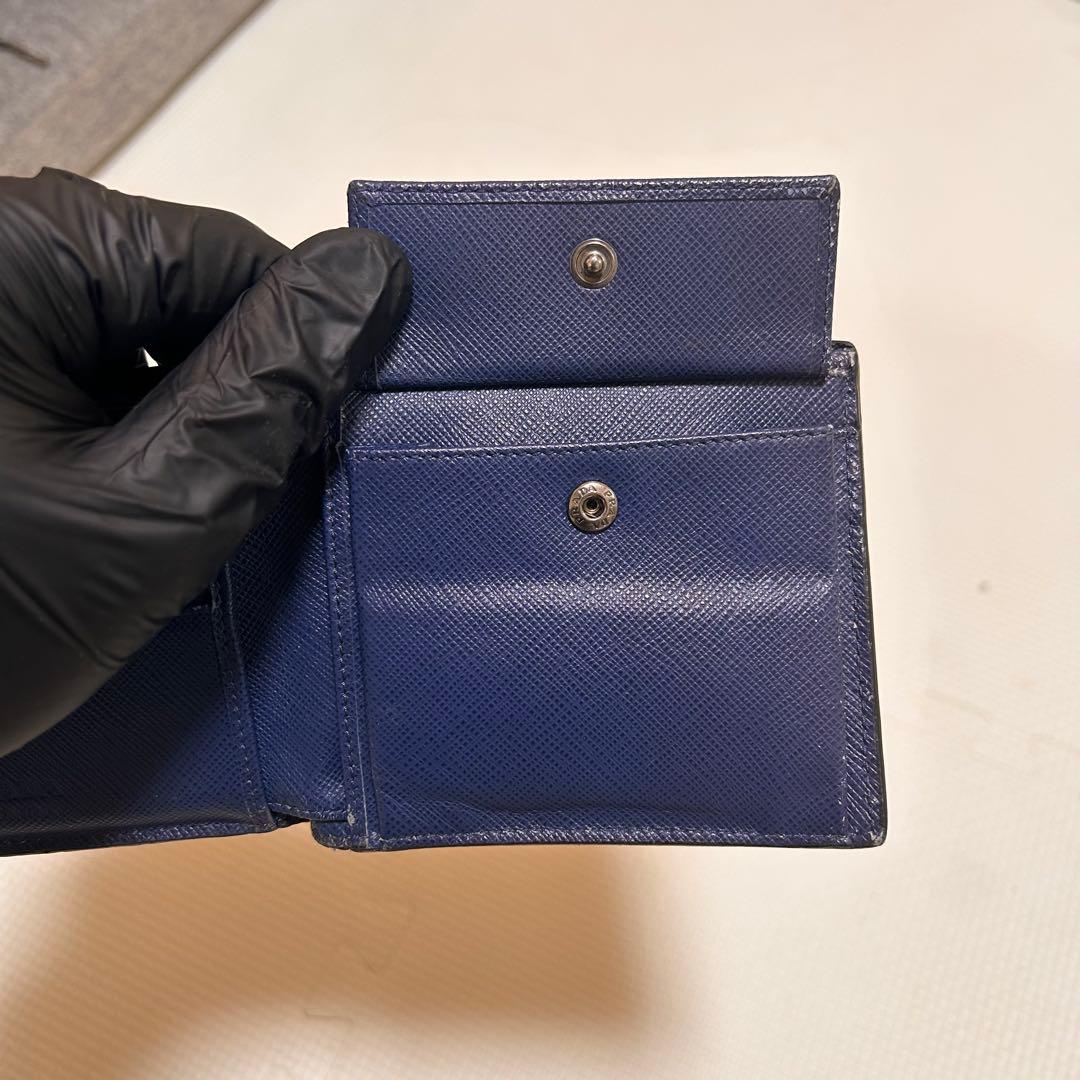 ノ*リ様 PRADA 二つ折り財布 黒/赤/青