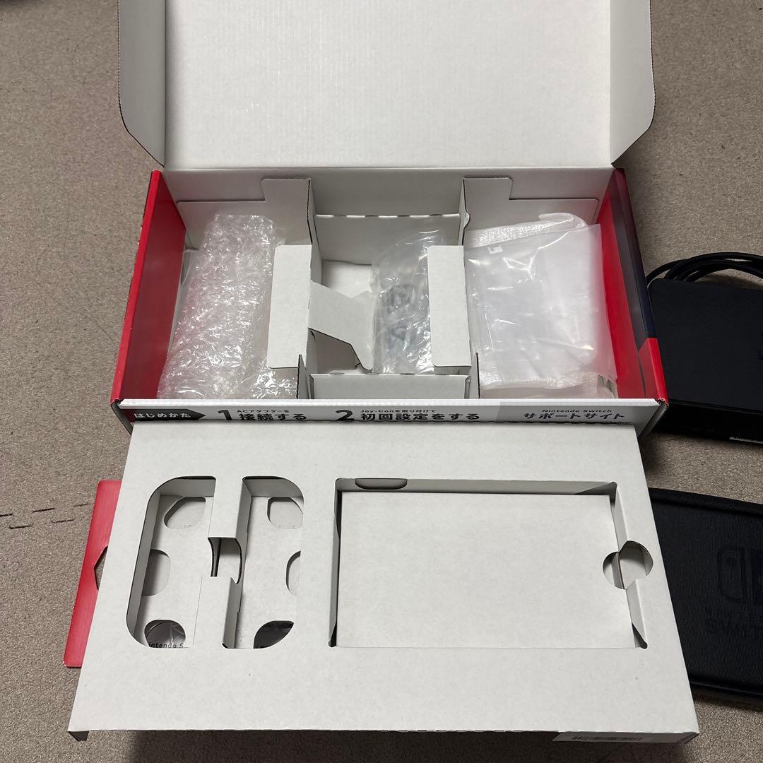 Nintendo Switch ネオンレッド/ブルー 本体+Switchケース