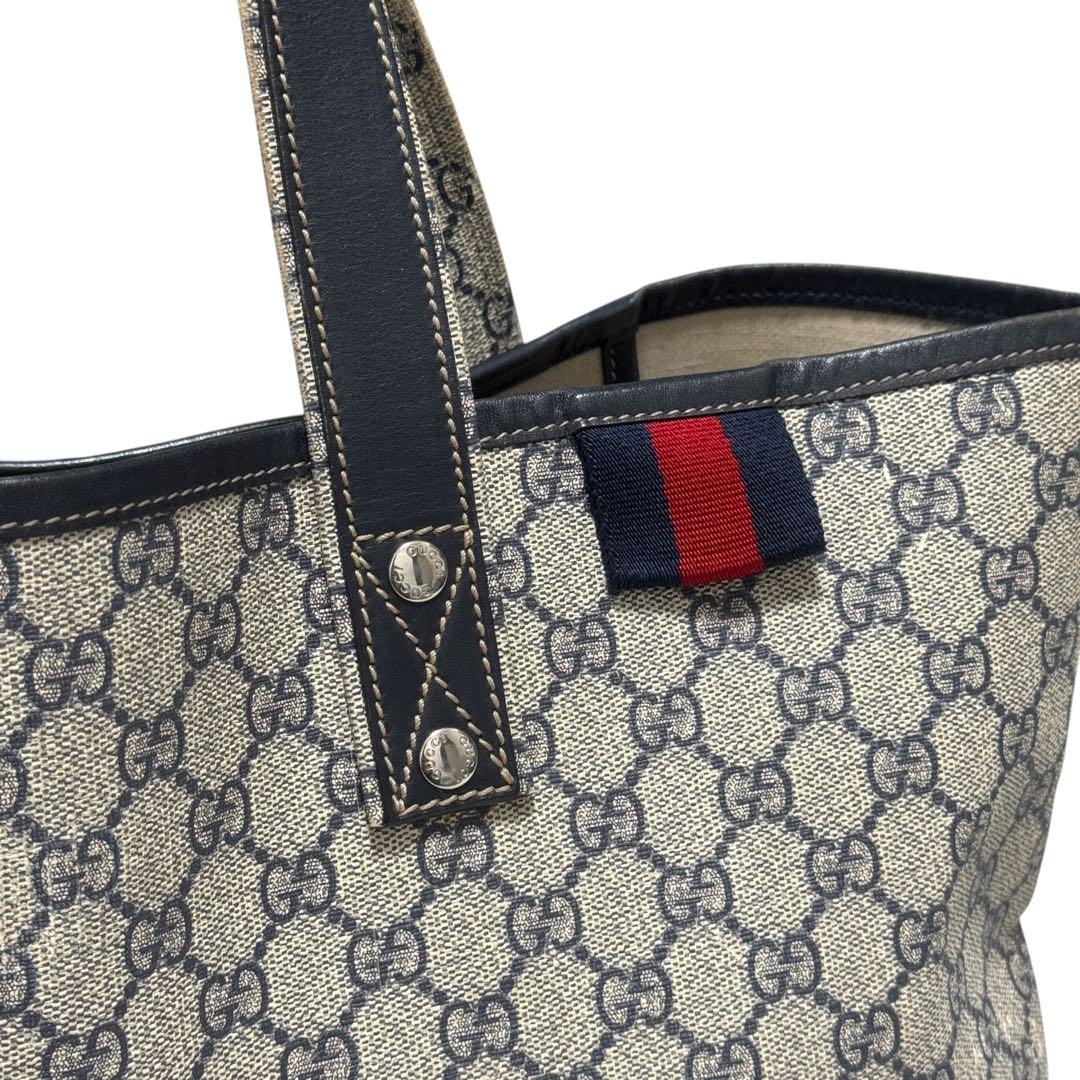 GUCCI ハンドバッグ シェリーライン GG柄 ネイビー 肩掛け A4可能